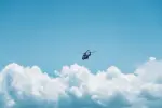 EE. UU. lanza ataques contra Irán tras el derribo de un helicóptero cerca del estrecho de Ormuz
