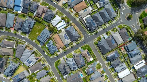 Australia puede pasar de exportar combustibles fósiles a energías renovables, afirma el próximo presidente de la COP